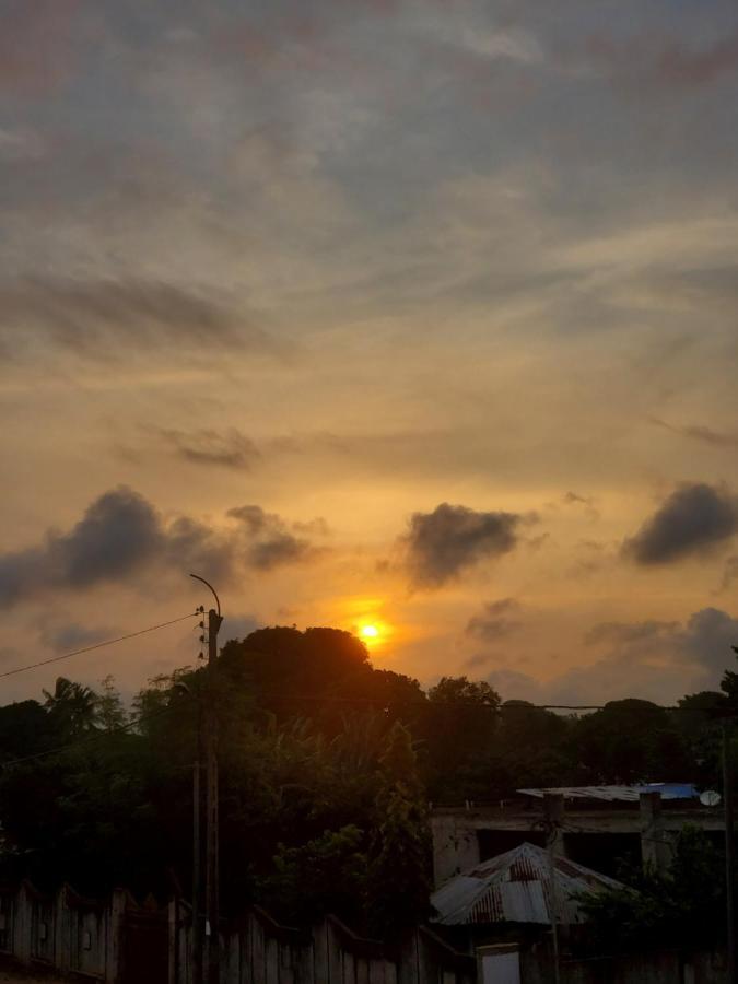 شقة Au Coeur De Ouidah المظهر الخارجي الصورة